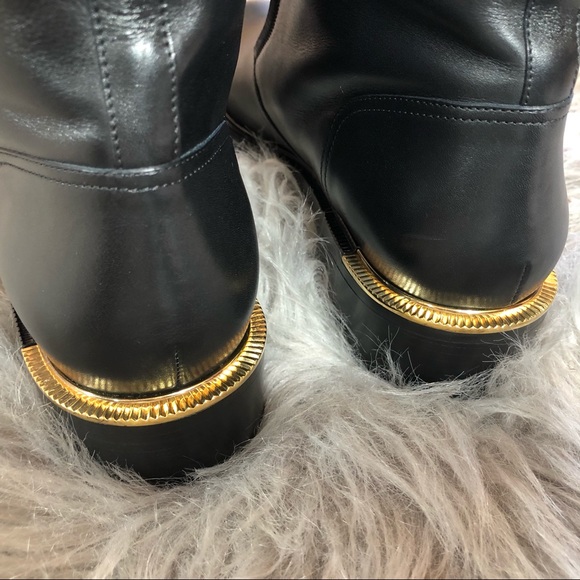 COPY - 🔥Salvatore Ferragamo “authentic “ boots NWOT 9.5 - Picture 5 of 8